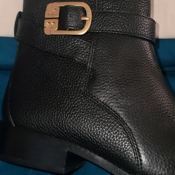 Tory Burch Boots - Picture 4 of 11